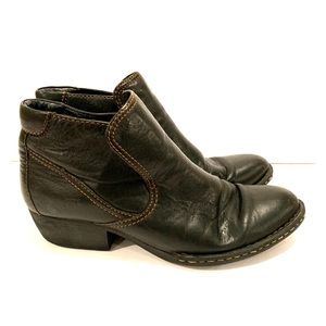 Born Black Chelsea Ankle Boots 9 Leather Womens